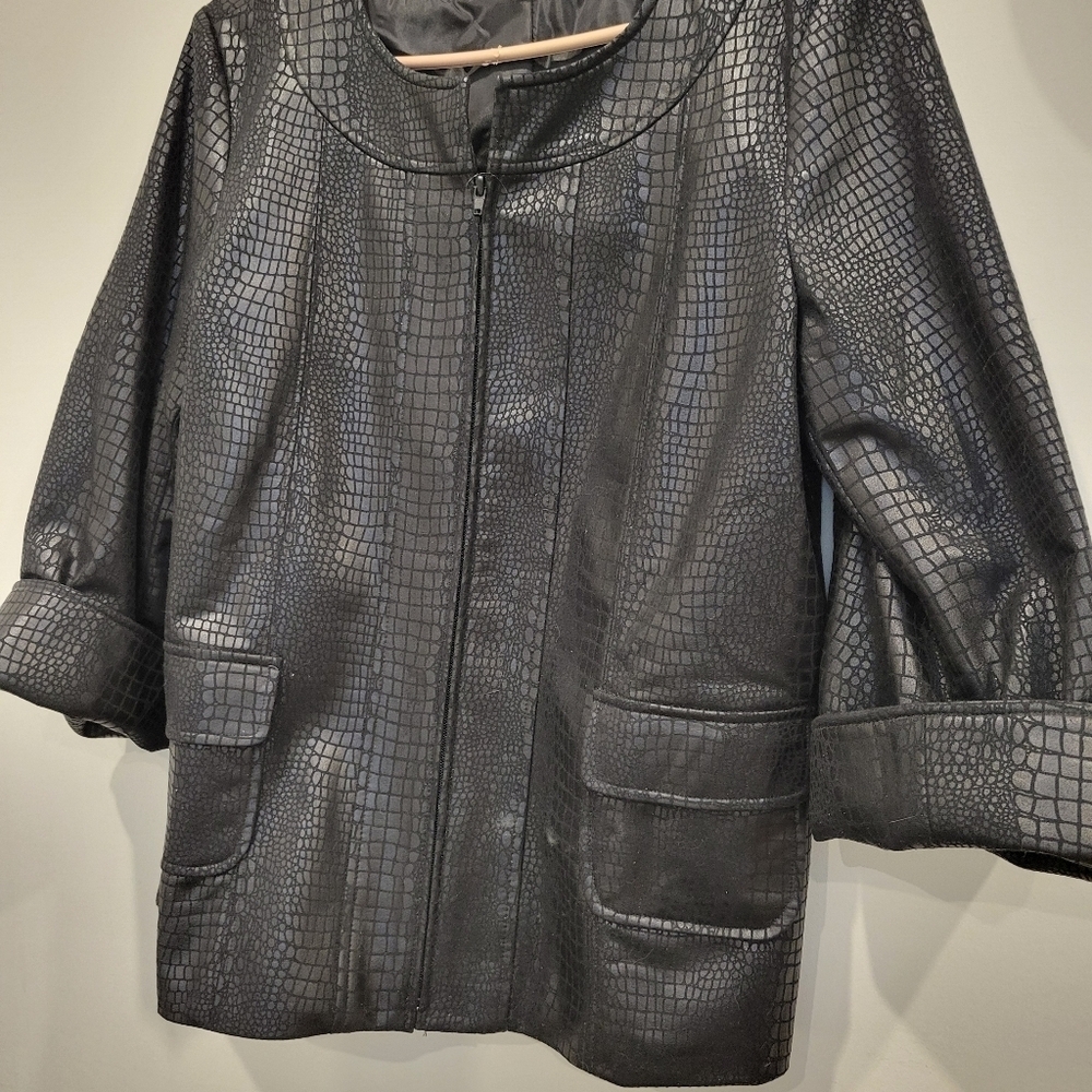 Susan Graver Womans Zipper Front Casual Lined Jacket Black On Black Print MED - Picture 4 of 8